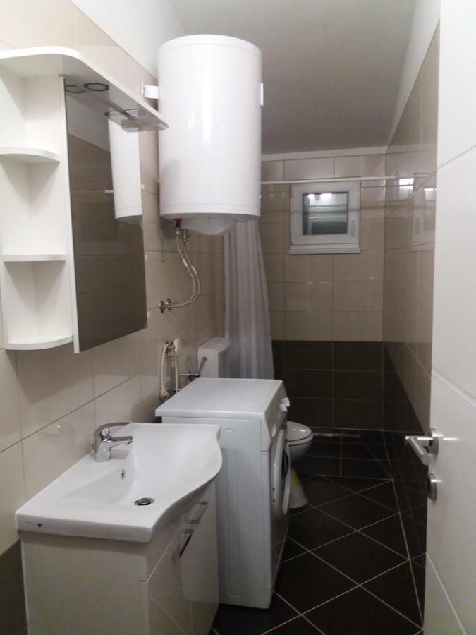 Apartments Julia & Nika Karlobag Zewnętrze zdjęcie